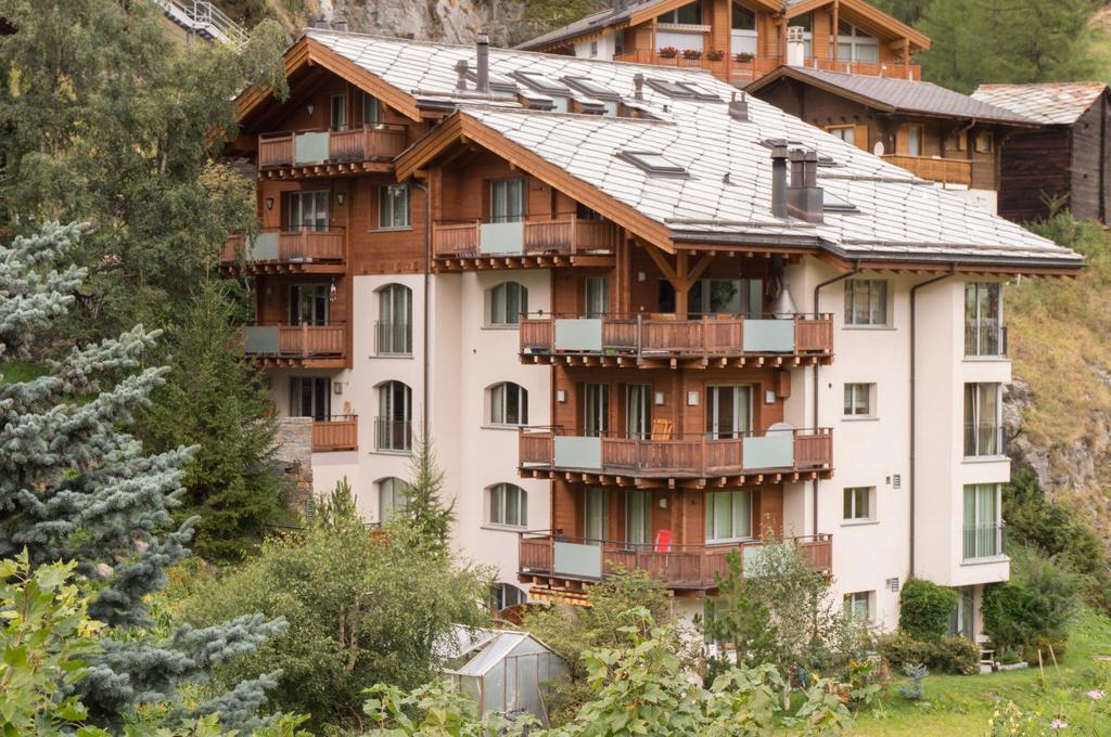 A Calm & Charm Studio - Haus Haro Lägenhet Zermatt Exteriör bild